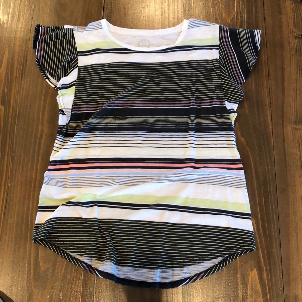 Maurice’s top.